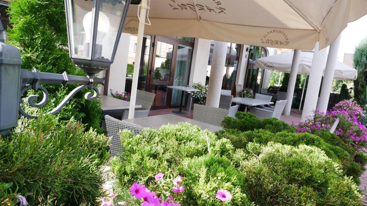 Restauracja Kargul Noclegi Łęczyca Kültér fotó
