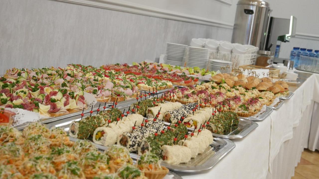 Restauracja Kargul Noclegi Łęczyca Kültér fotó