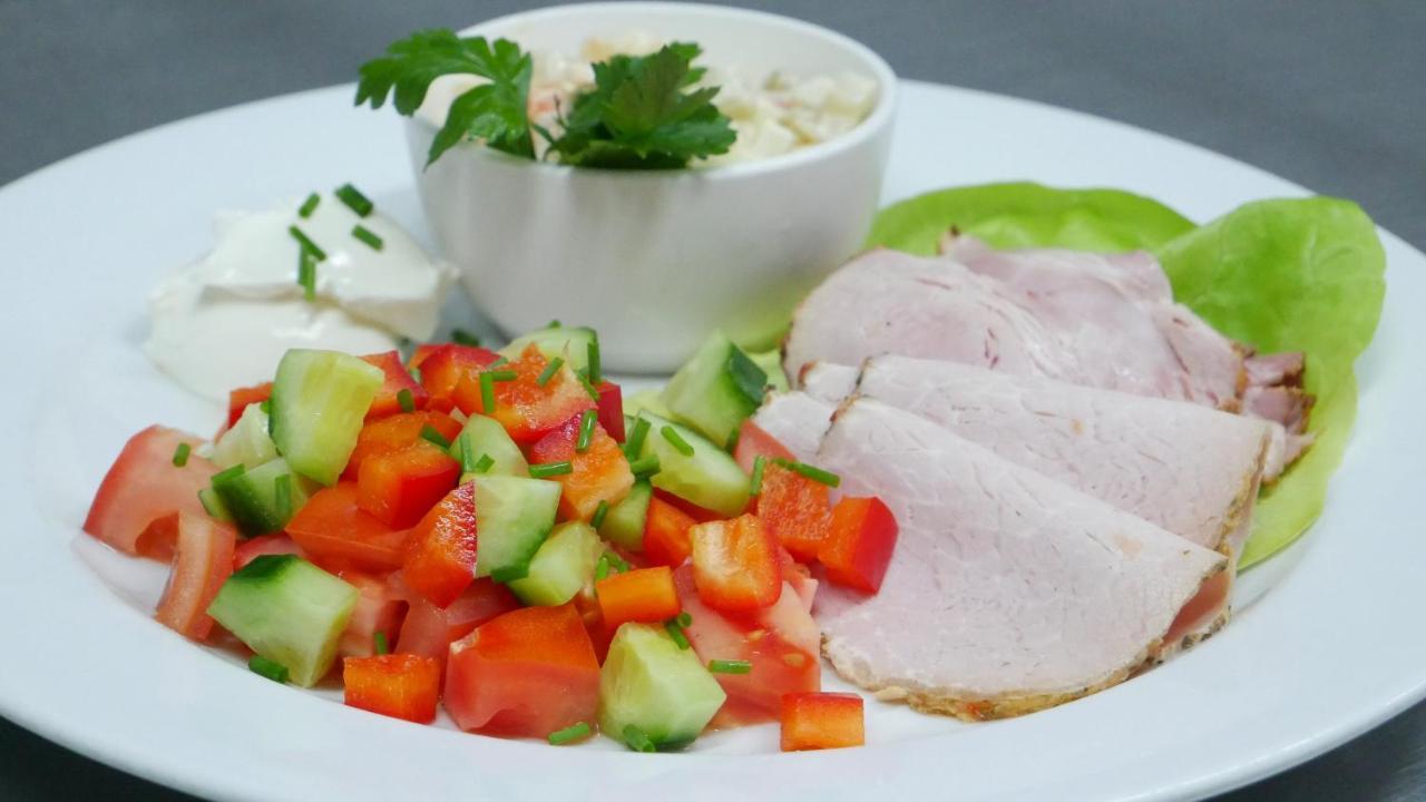 Restauracja Kargul Noclegi Łęczyca Kültér fotó